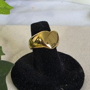 Gold Solid Stainless Steel Chunky Heart Shape Signet Ring